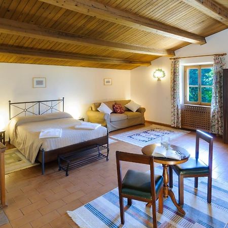 Bed and Breakfast Convento Di San Francesco Mondaino Exterior foto