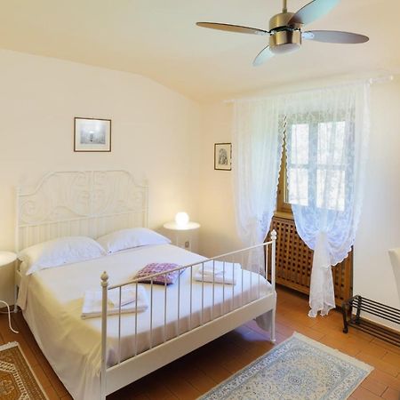 Bed and Breakfast Convento Di San Francesco Mondaino Exterior foto