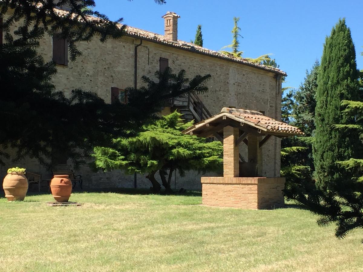 Bed and Breakfast Convento Di San Francesco Mondaino Exterior foto