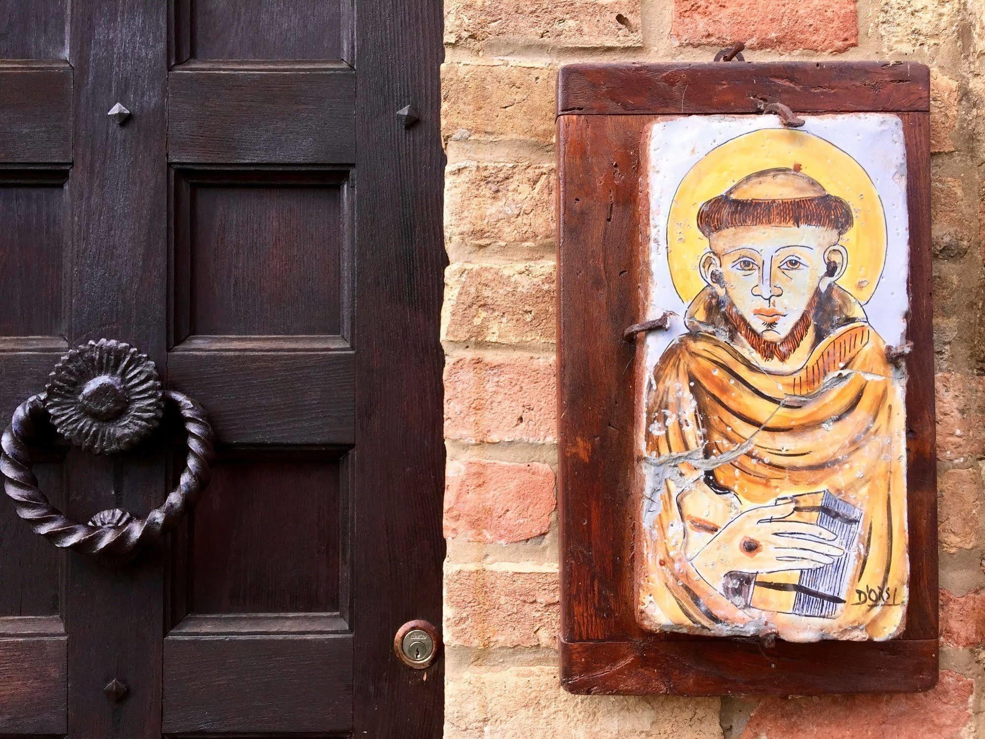 Bed and Breakfast Convento Di San Francesco Mondaino Exterior foto